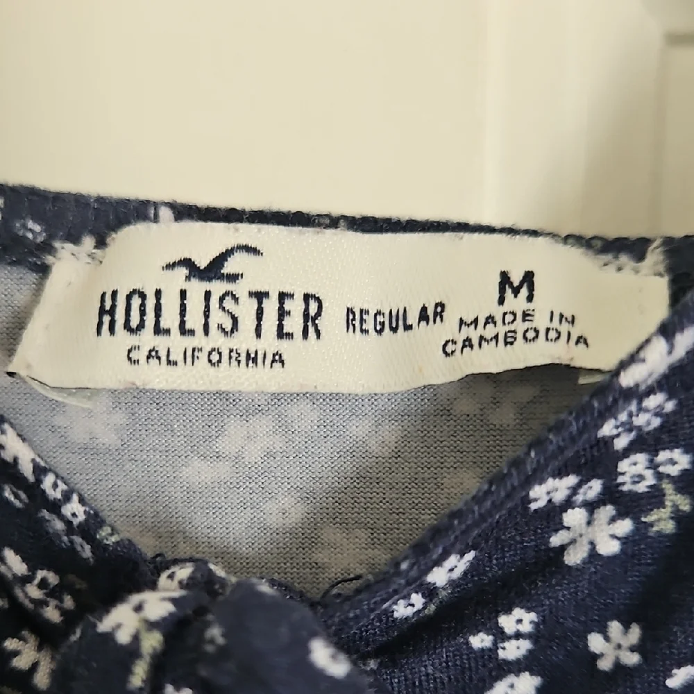 Hollister Dark Blue Floral Dress - Picture 2 of 4